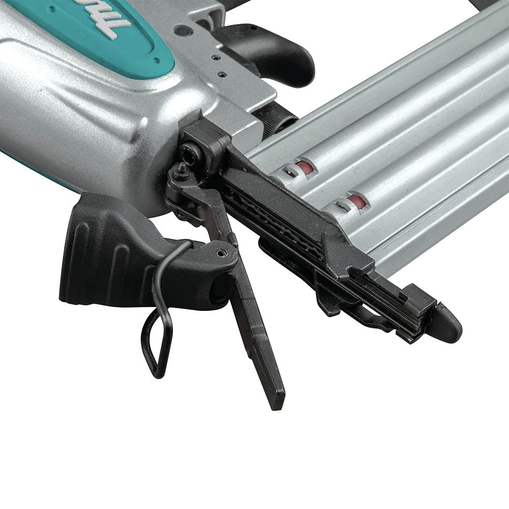 MAKITA PNEUMATIC BRAD NAILER#AF506