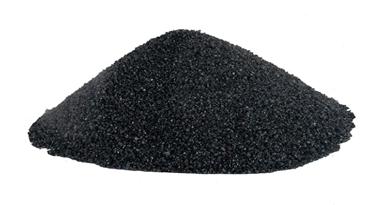 BLACK AND WHITE SAND