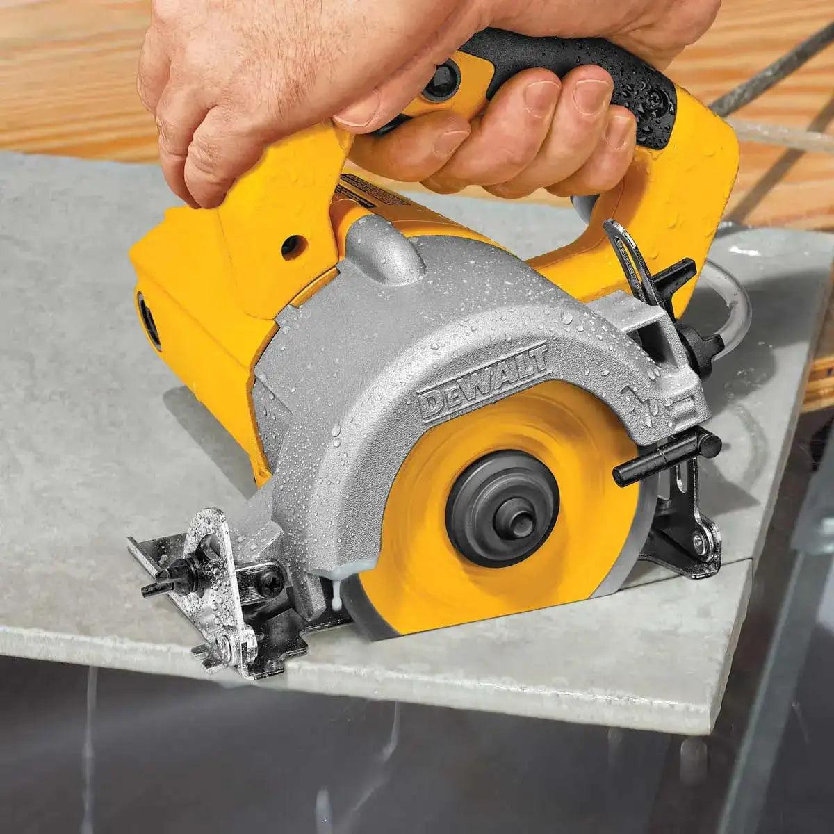 DEWALT 100 mm Tile/Ceramic Cutter (Professional)